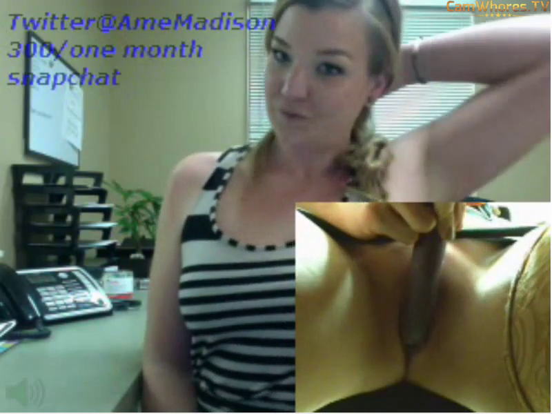 Camgirl risky livestream while at work with a dildo